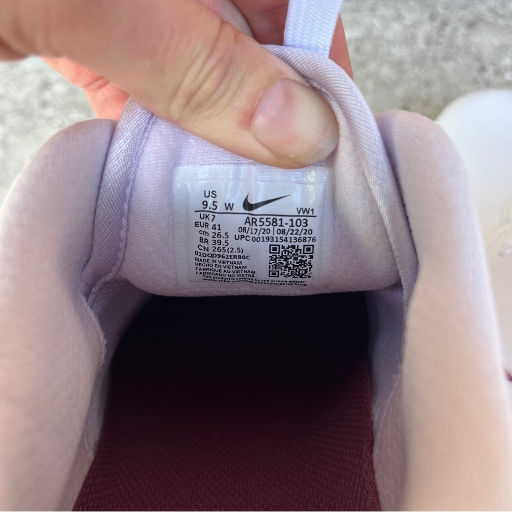 NWOT Women’s Nike Roshe G Tour Golf Cleats Shoes White Maroon (Plum) AR5582-103 - Picture 7 of 7